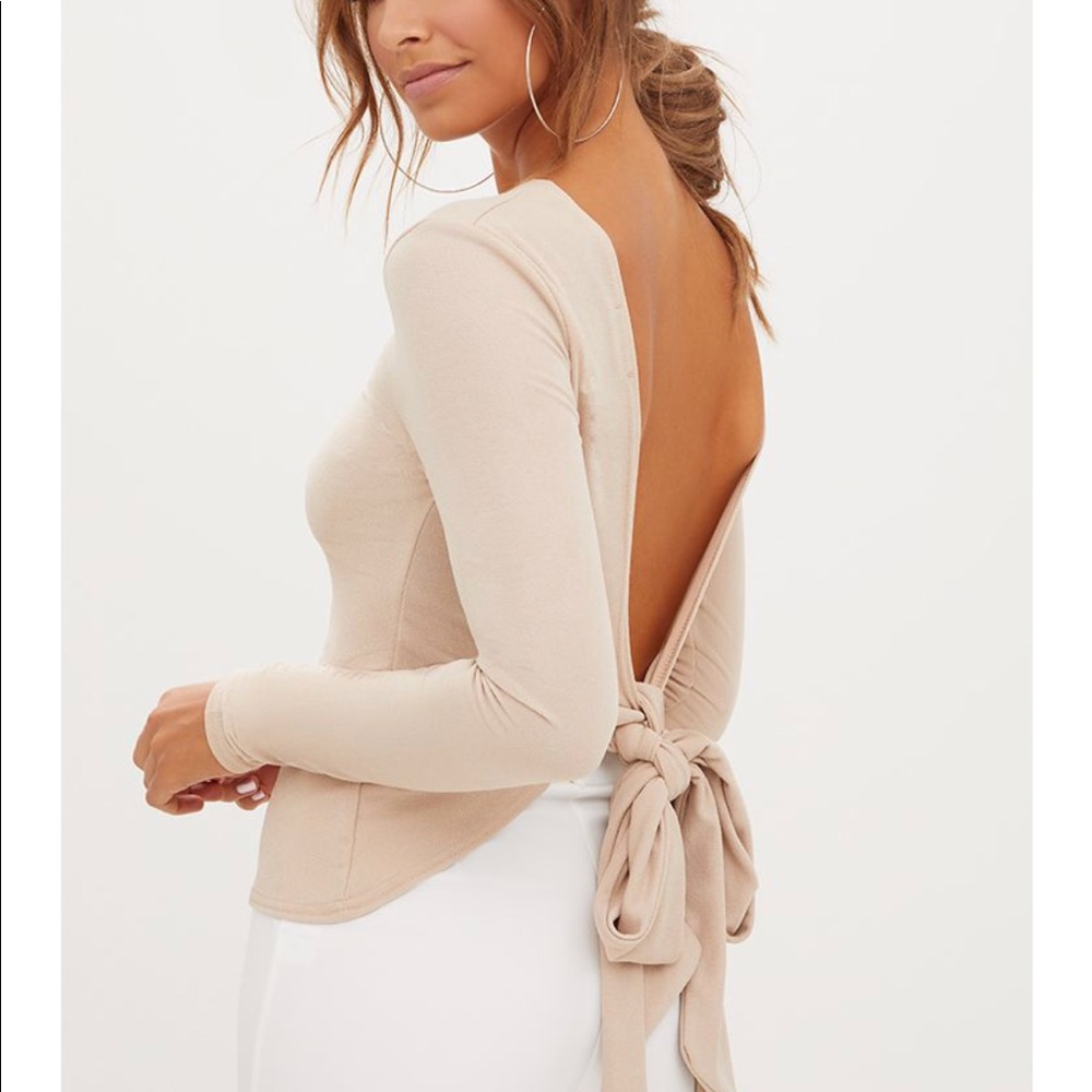 PLT backless long sleeve bow back shirt 👚💕